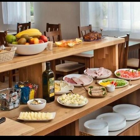 Posejdon Pokoje Goscinne Władysławowo エクステリア 写真