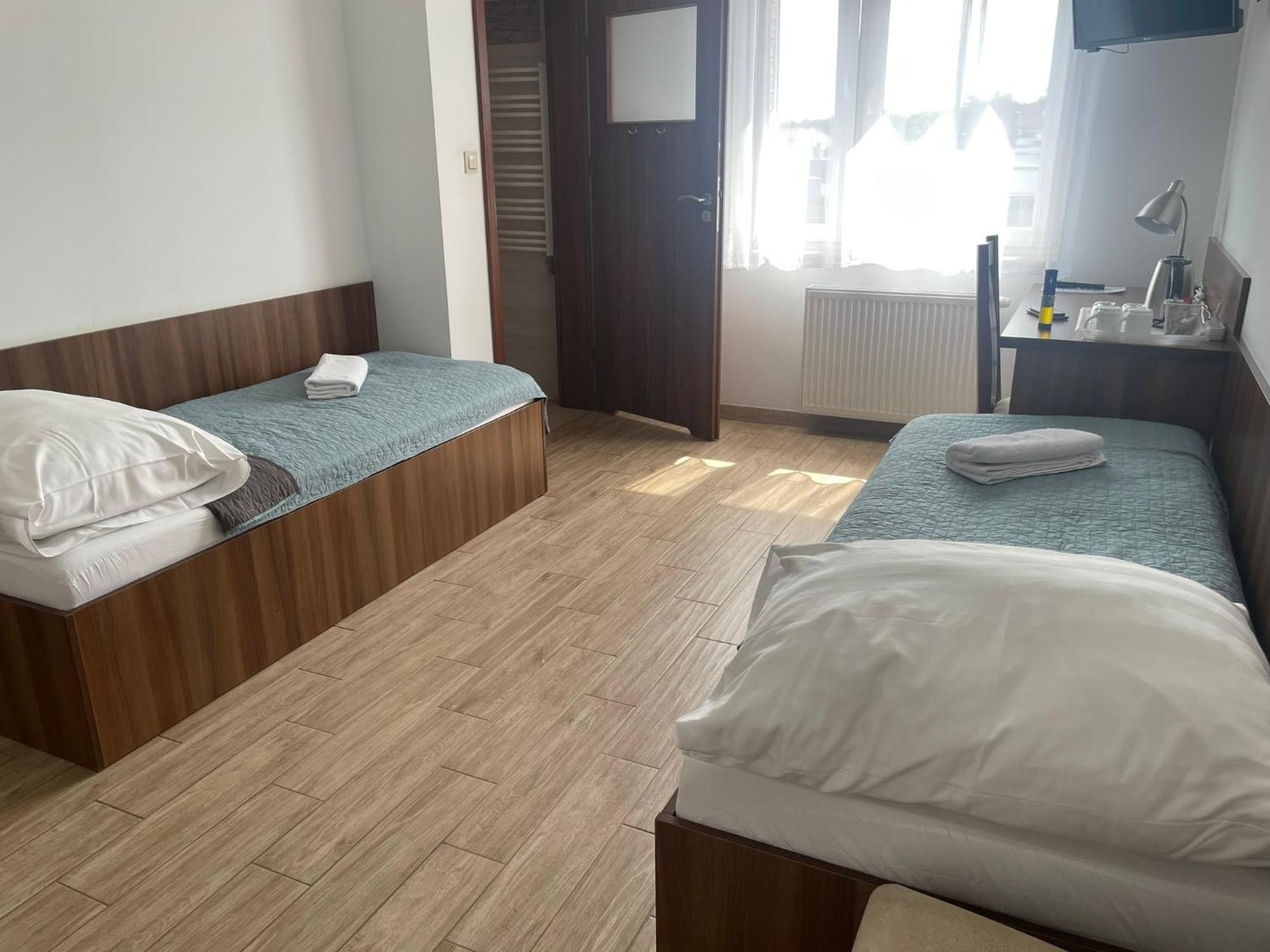 Posejdon Pokoje Goscinne Władysławowo エクステリア 写真